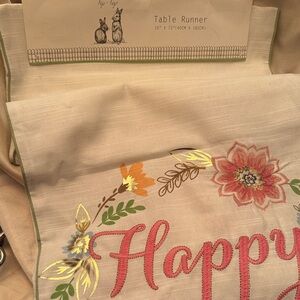 hip+hop Easter embroidered Floral Table Runner - Cream /Pink/Green, 16-72”